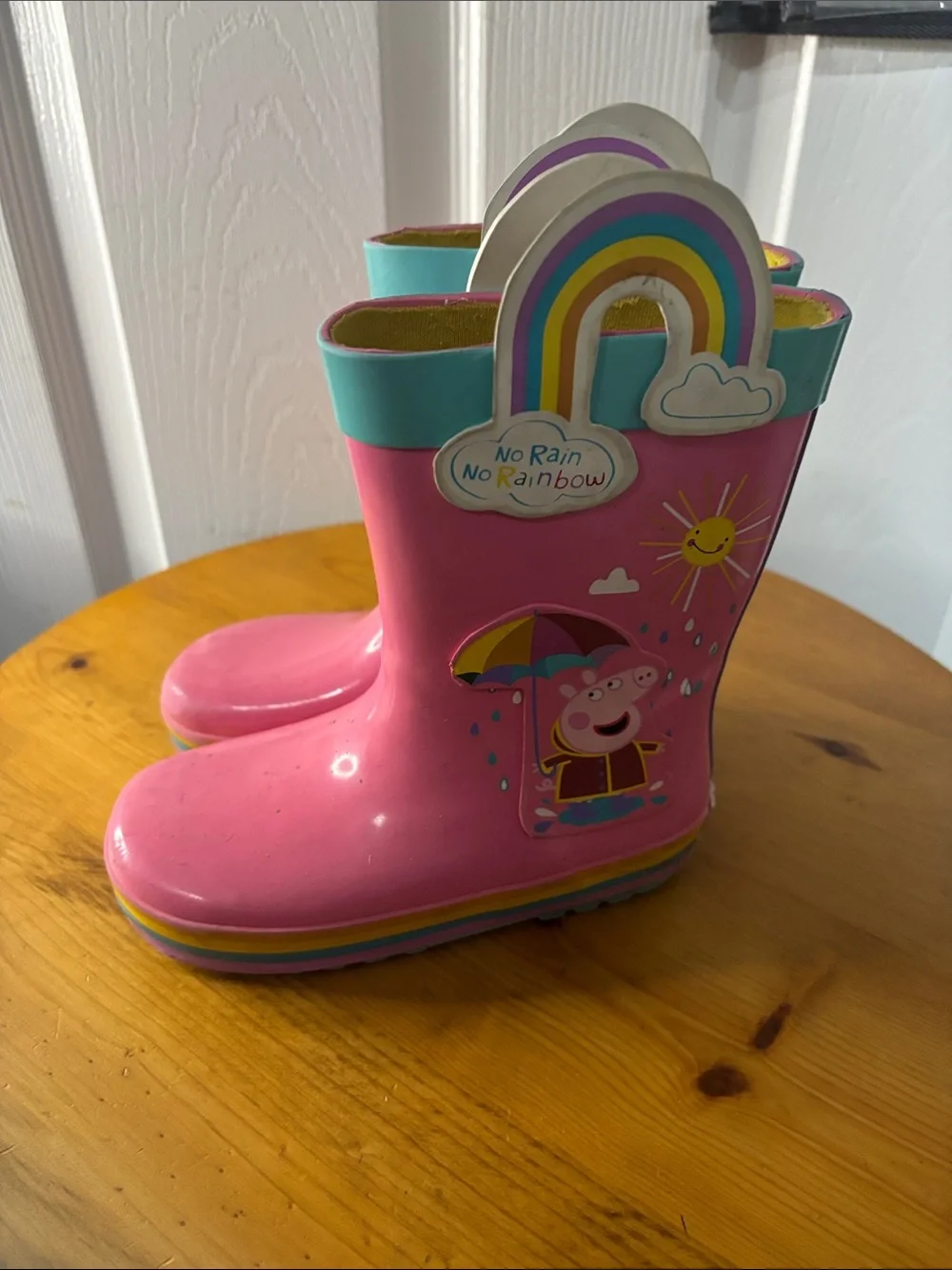 Pink Peppa Pig Rain Boots with Rainbow Trim 9/10